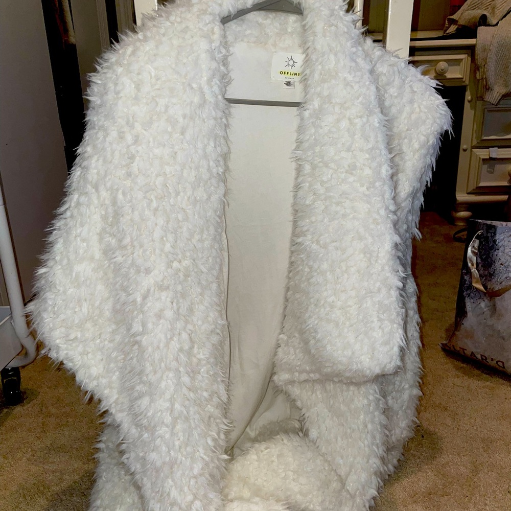 Sleeveless Sherpa vest